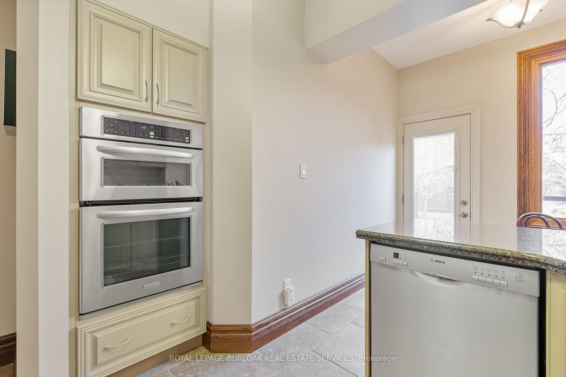 Photo 15 of Unit Main Floor, 107 Catharine Street S, Hamilton, Corktown — HOMEH