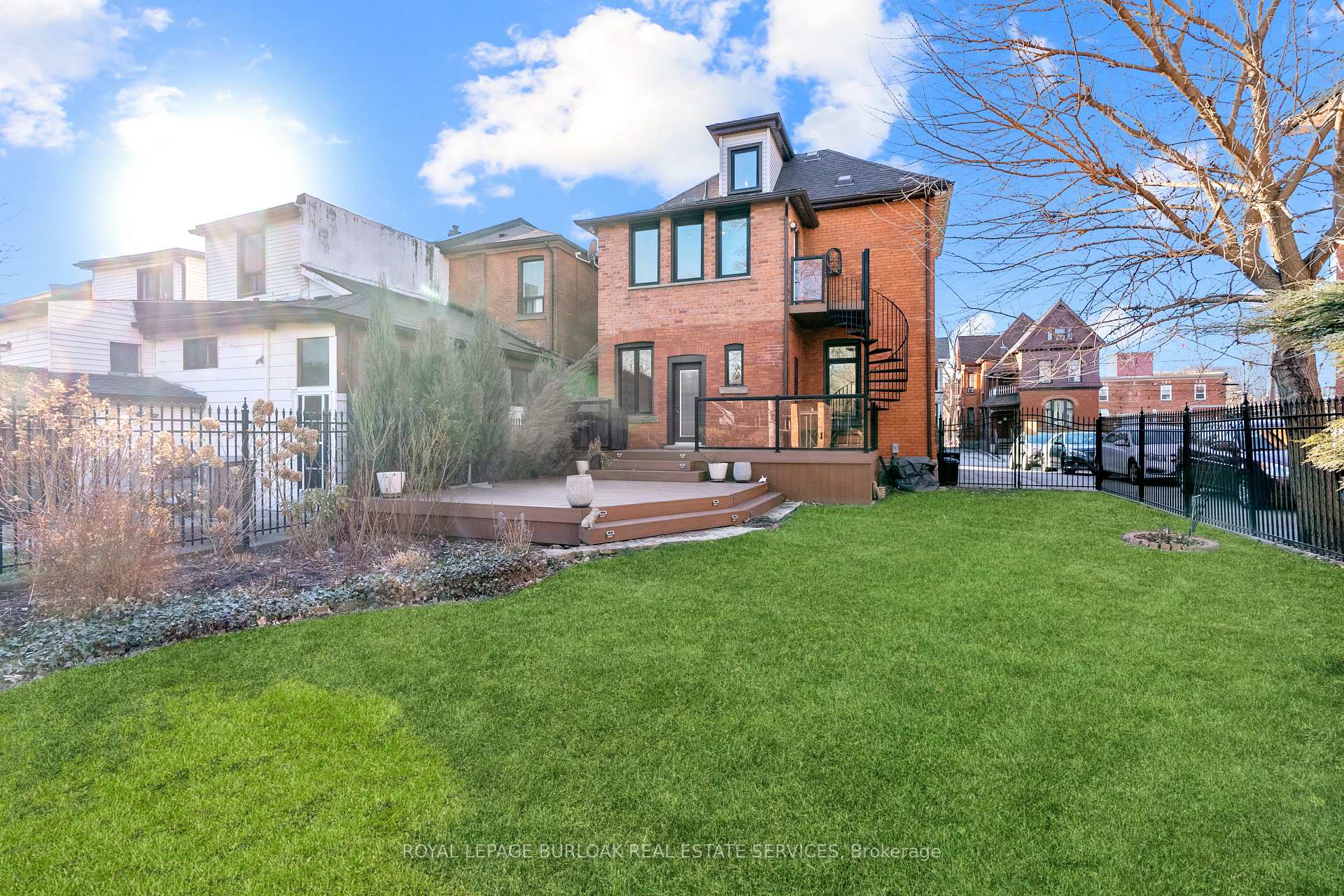 Photo 1 of Unit Main Floor, 107 Catharine Street S, Hamilton, Corktown — HOMEH