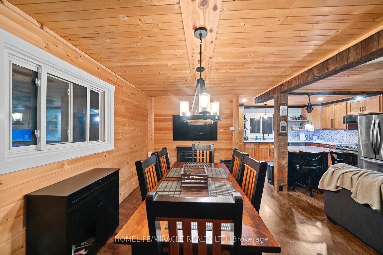 Photo 11 of 11278 Loyalist Parkway, Prince Edward County, Picton Ward — HOMEH