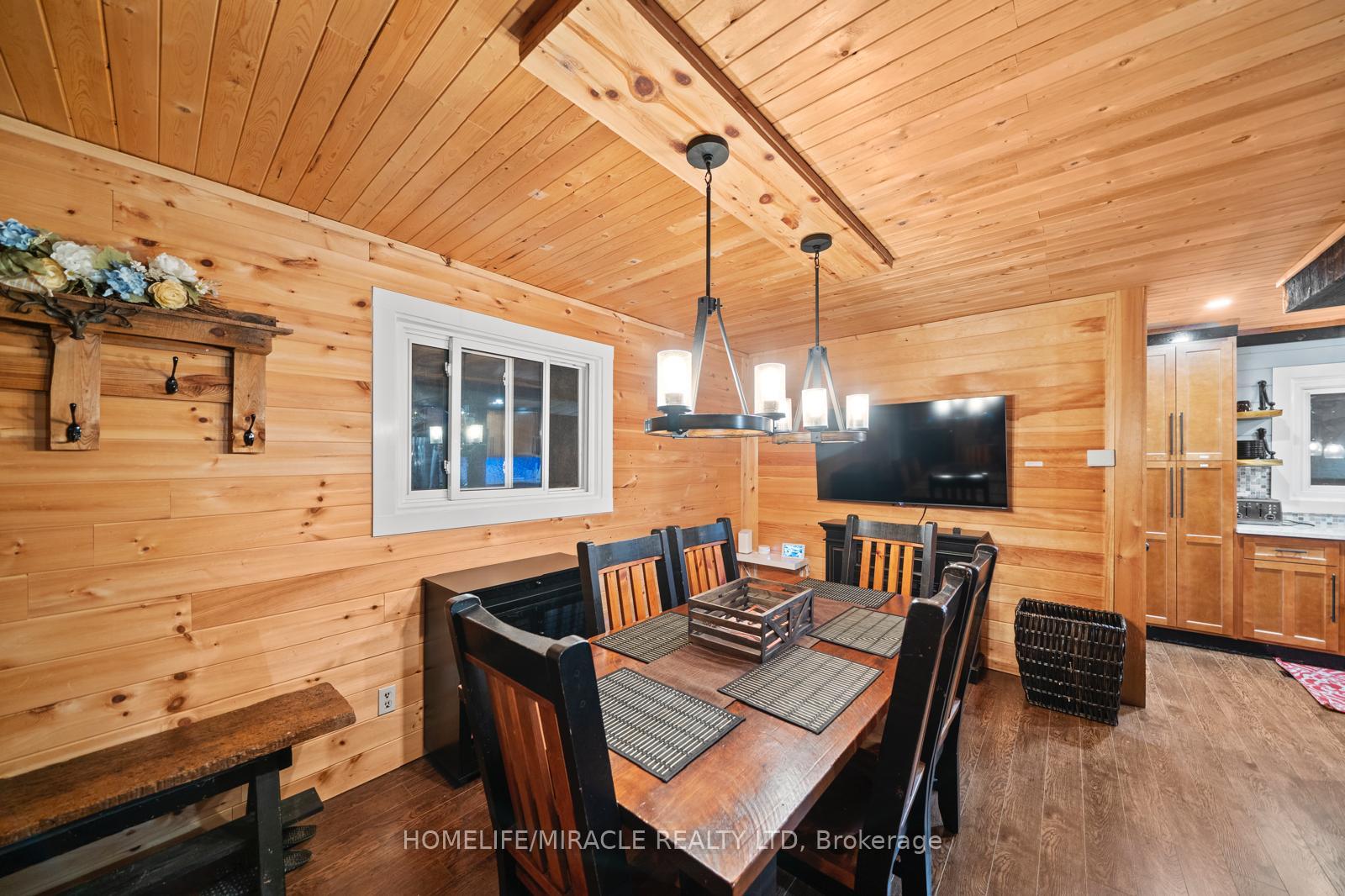Photo 12 of 11278 Loyalist Parkway, Prince Edward County, Picton Ward — HOMEH
