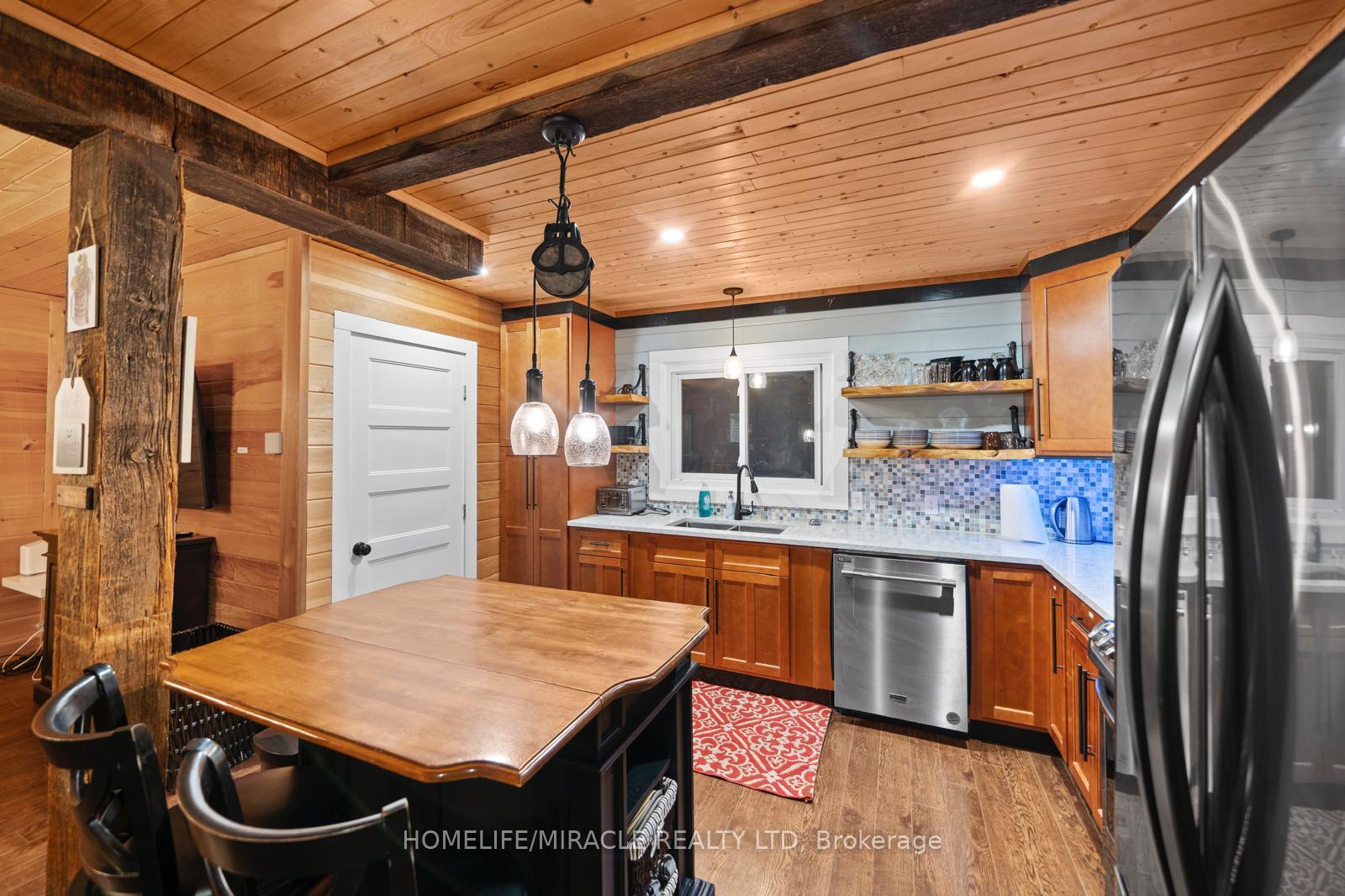 Photo 17 of 11278 Loyalist Parkway, Prince Edward County, Picton Ward — HOMEH