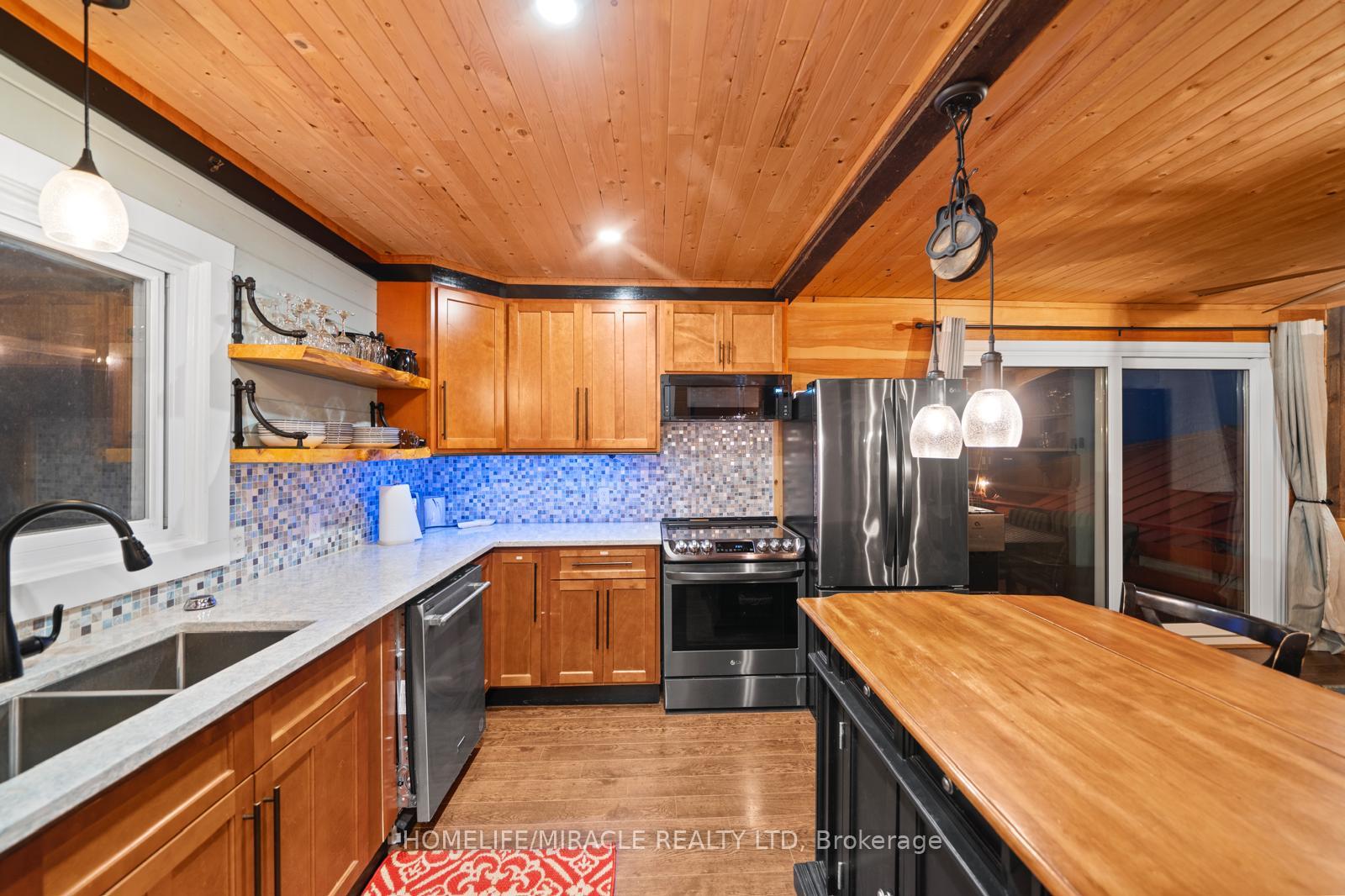Photo 19 of 11278 Loyalist Parkway, Prince Edward County, Picton Ward — HOMEH