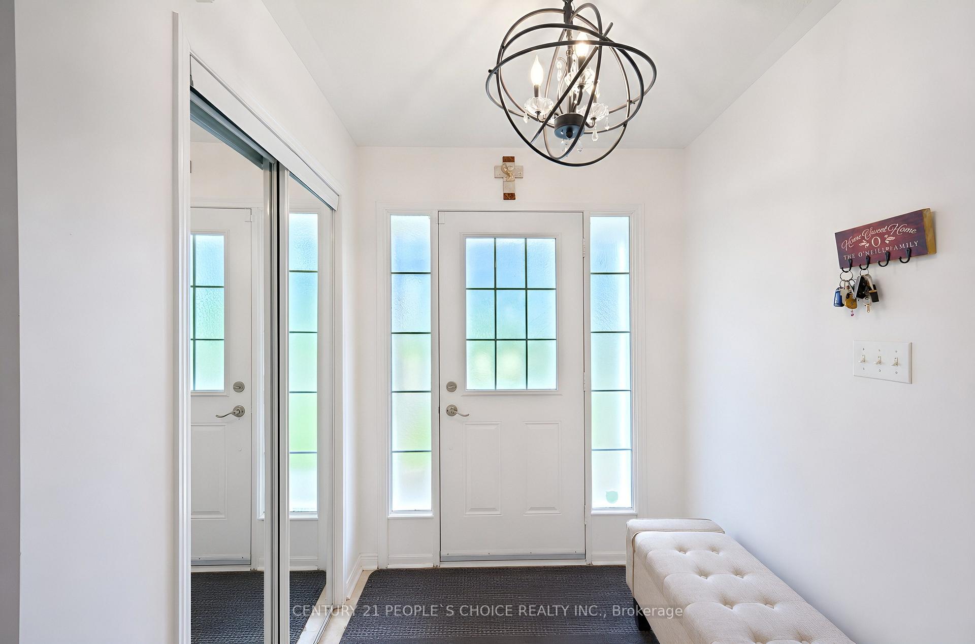 Photo 7 of 103 Spicebush Terrace, Brampton, Credit Valley — HOMEH