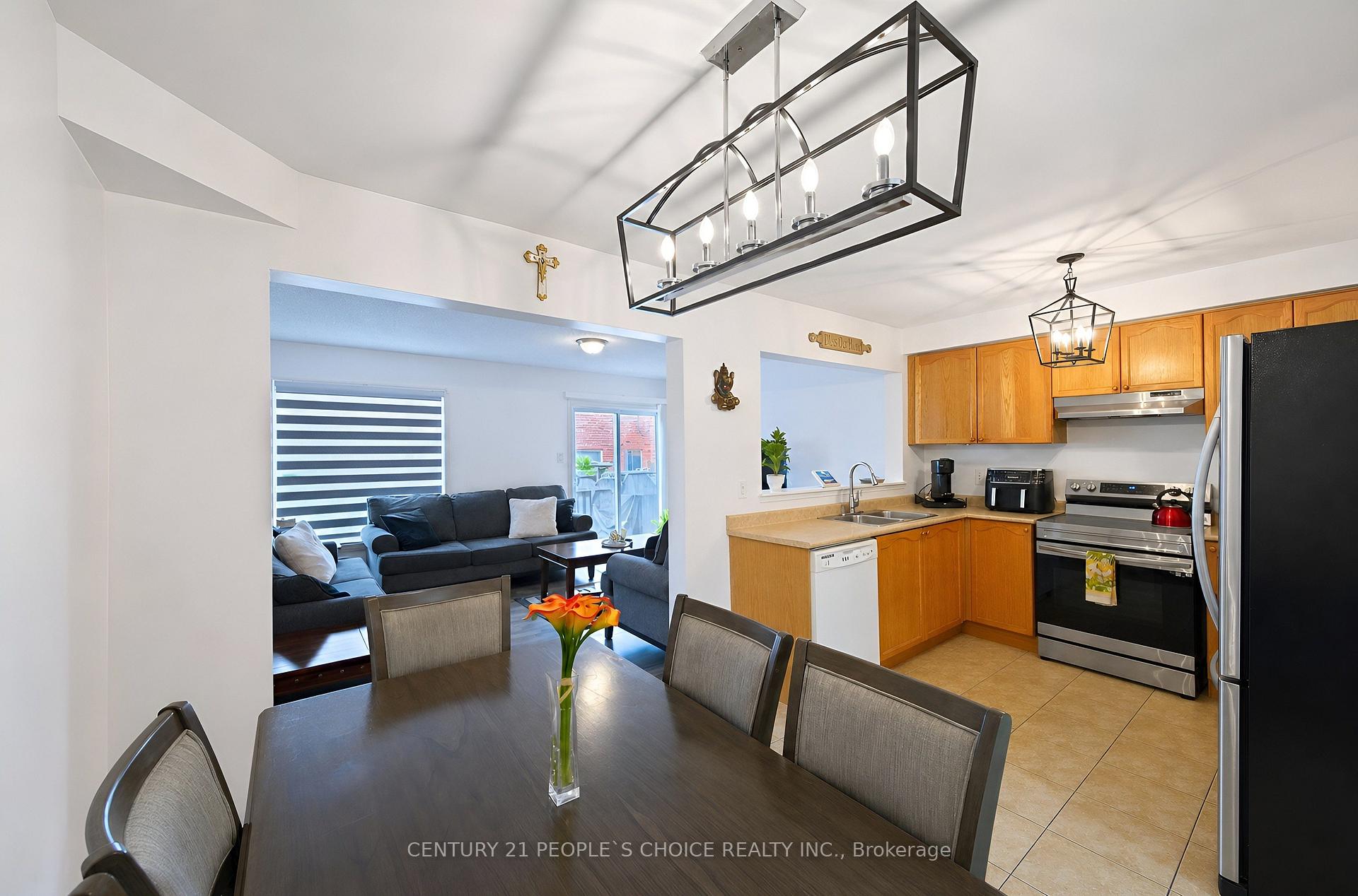 Photo 11 of 103 Spicebush Terrace, Brampton, Credit Valley — HOMEH