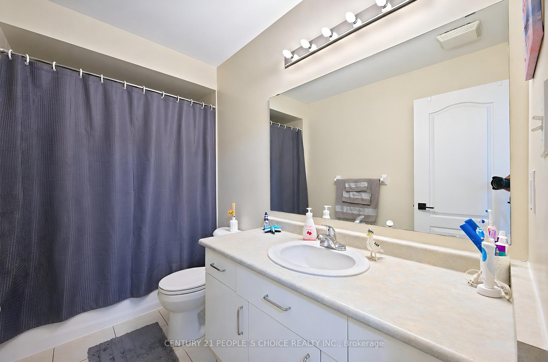 Photo 33 of 103 Spicebush Terrace, Brampton, Credit Valley — HOMEH