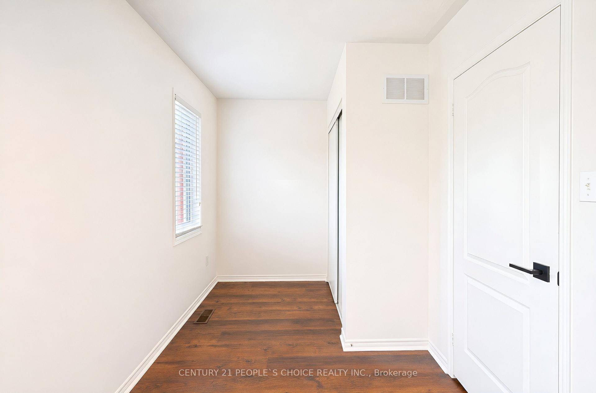 Photo 37 of 103 Spicebush Terrace, Brampton, Credit Valley — HOMEH