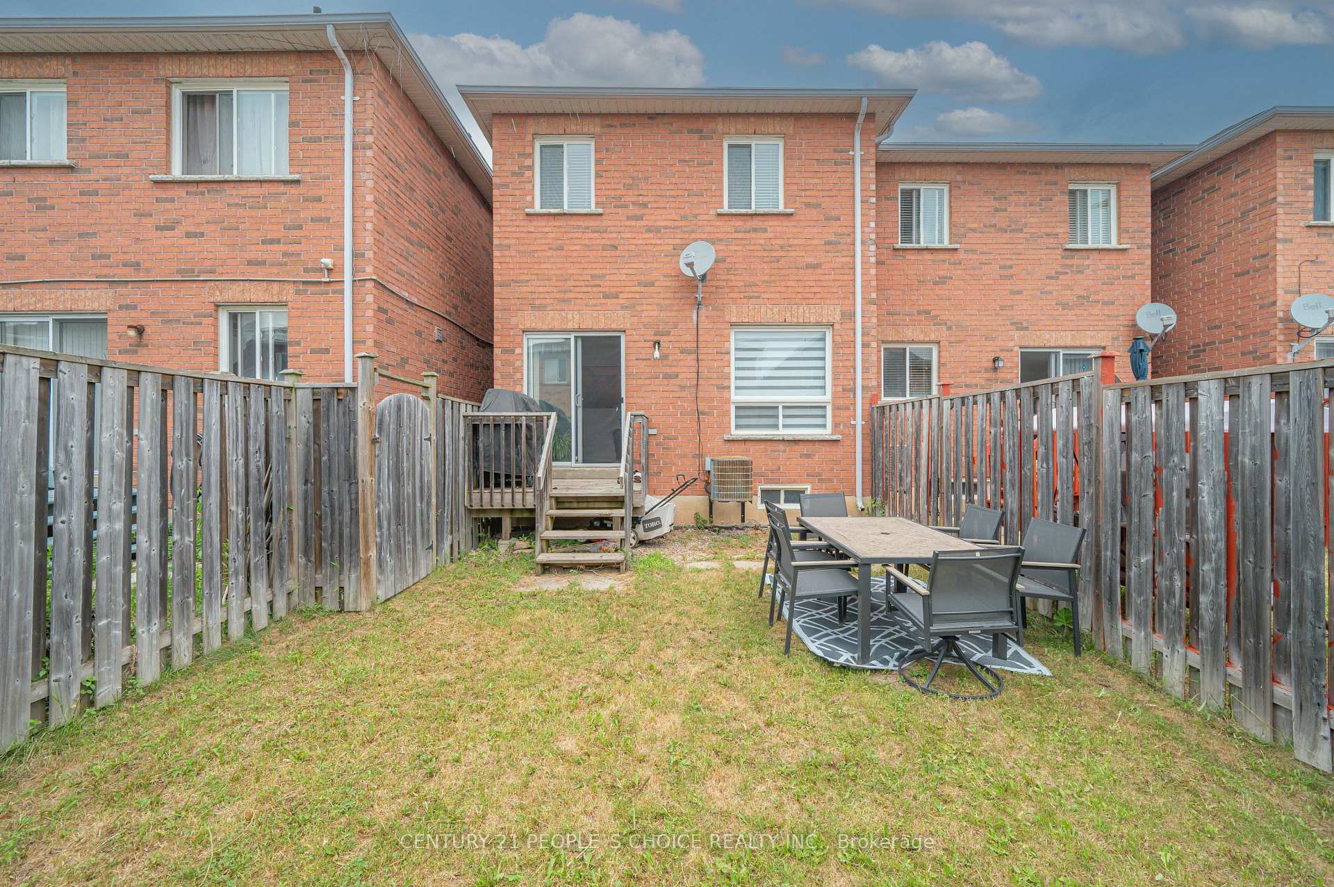 Photo 43 of 103 Spicebush Terrace, Brampton, Credit Valley — HOMEH