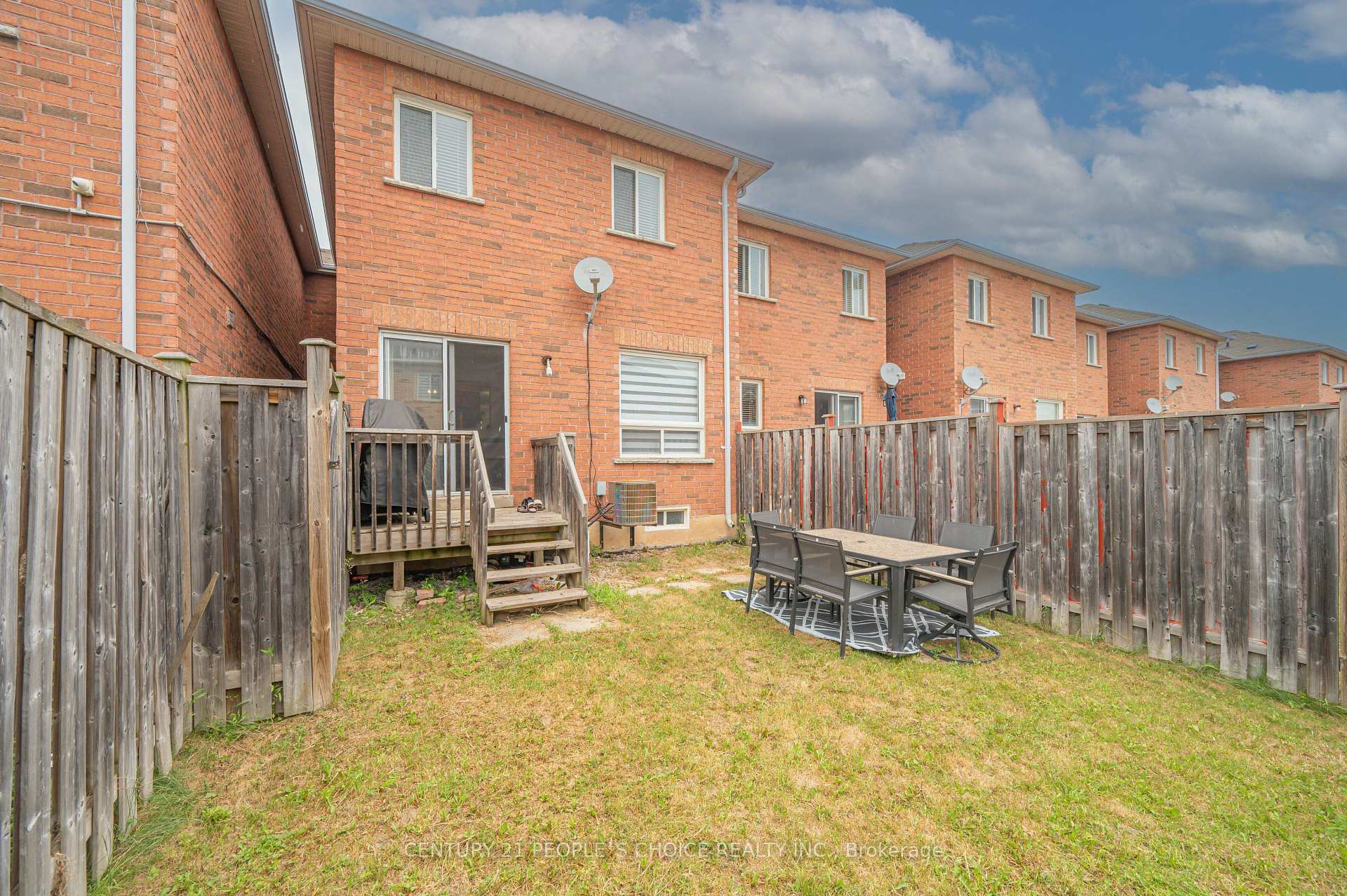 Photo 45 of 103 Spicebush Terrace, Brampton, Credit Valley — HOMEH