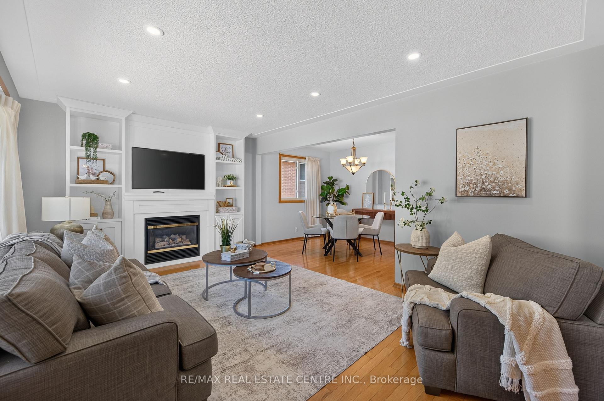Photo 14 of 107 Laurentian Drive, Kitchener, Laurentian Hills — HOMEH