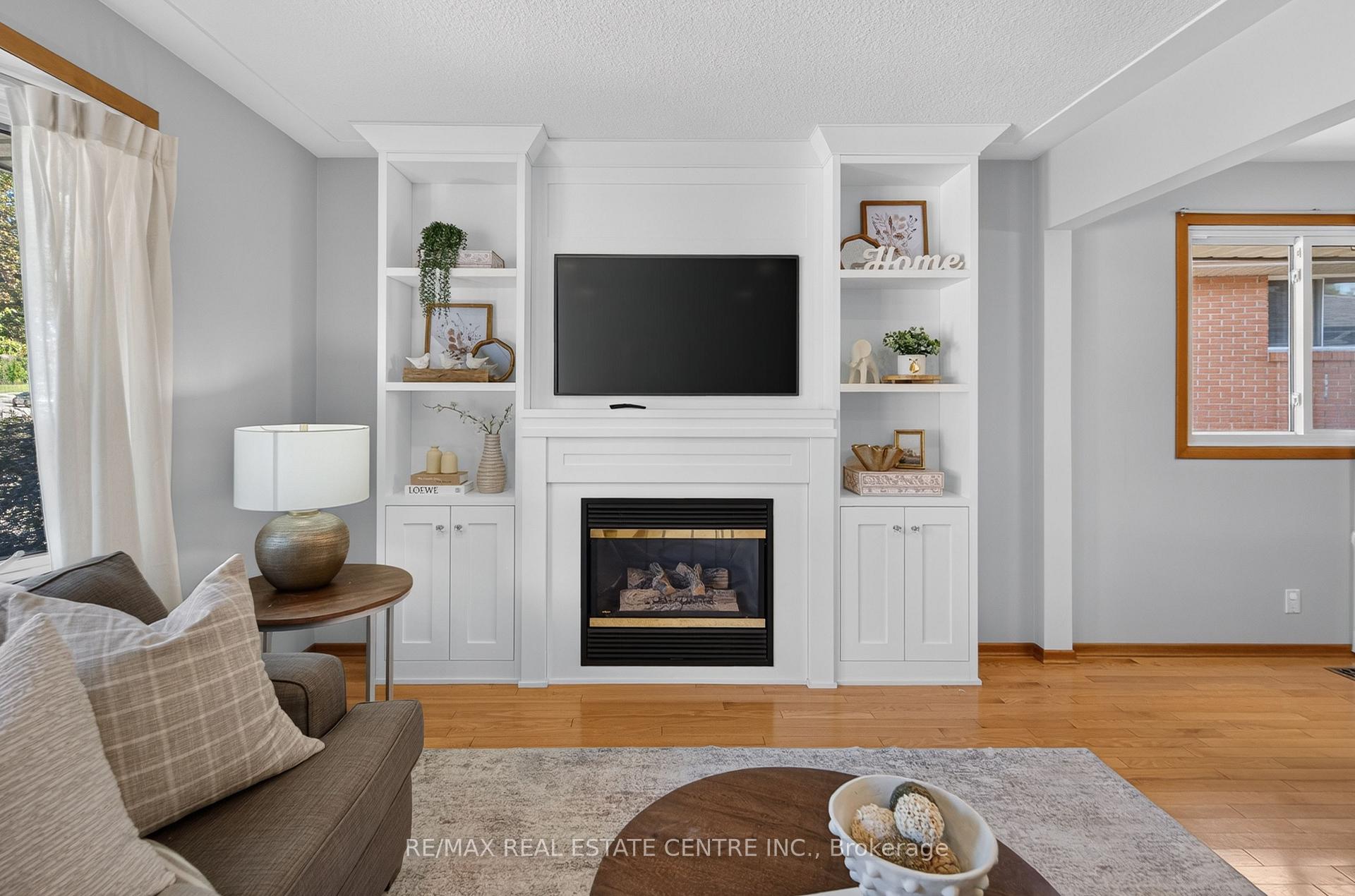 Photo 16 of 107 Laurentian Drive, Kitchener, Laurentian Hills — HOMEH