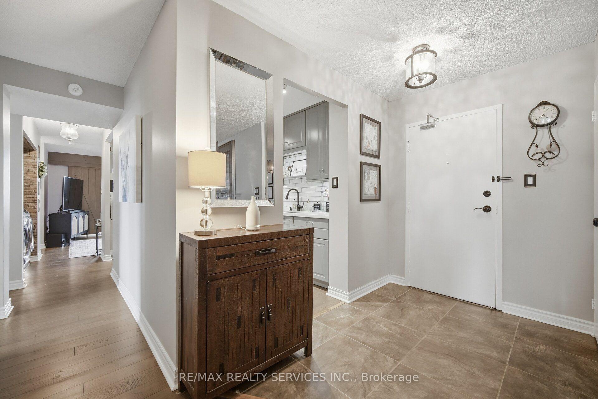 Photo 3 of Unit #602, 3151 Bridletowne Circle, Scarborough, L'Amoreaux — HOMEH