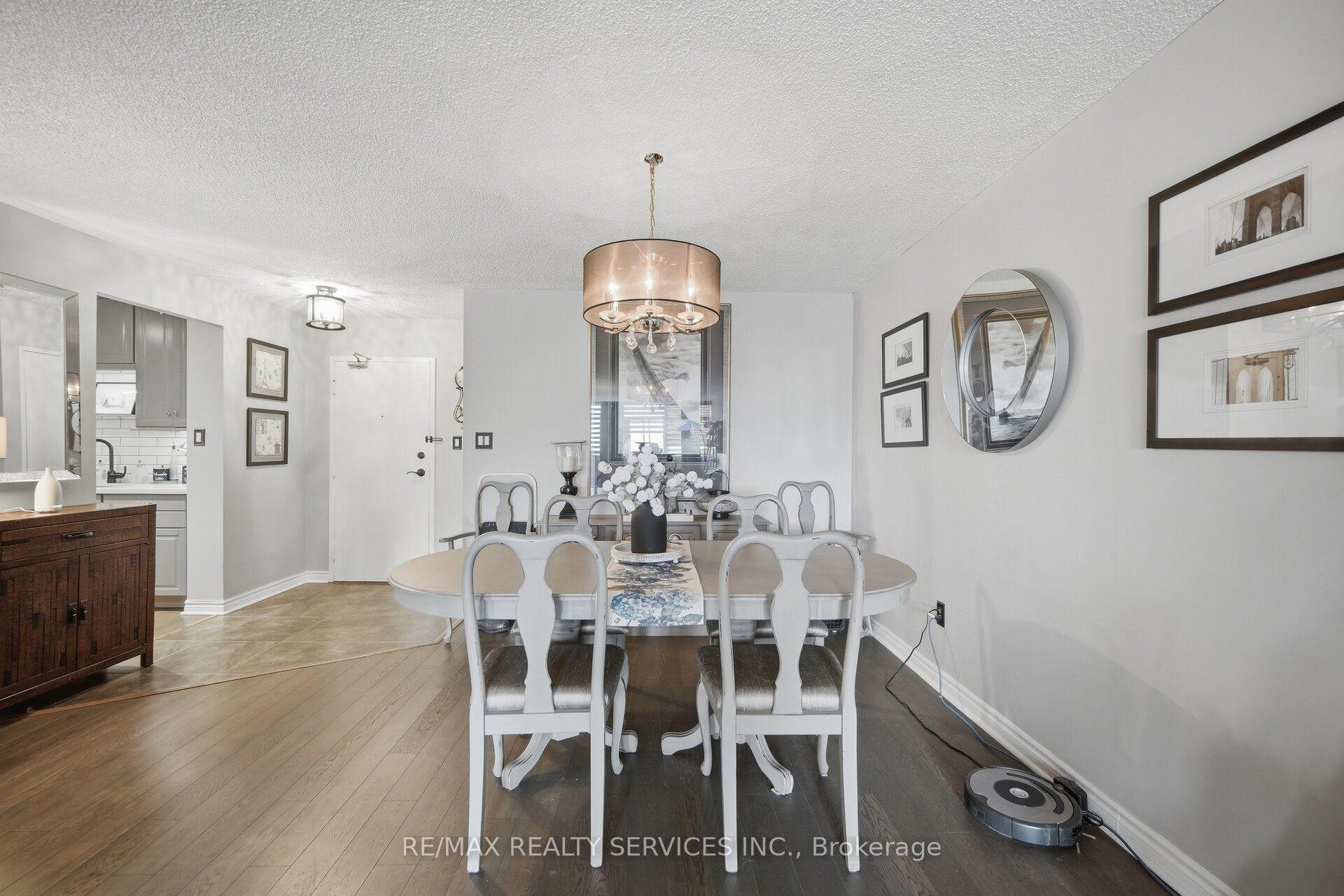 Photo 5 of Unit #602, 3151 Bridletowne Circle, Scarborough, L'Amoreaux — HOMEH