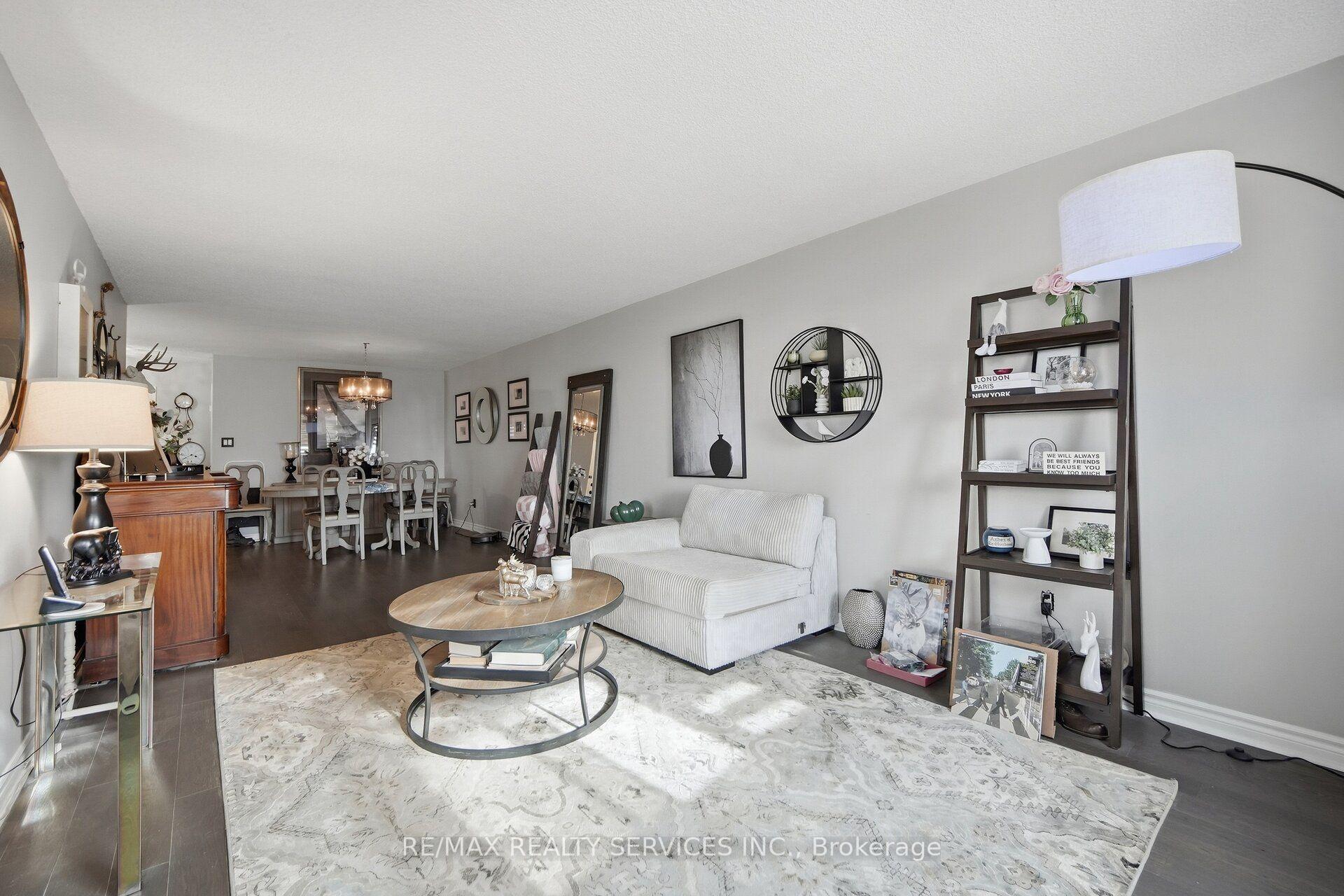 Photo 7 of Unit #602, 3151 Bridletowne Circle, Scarborough, L'Amoreaux — HOMEH