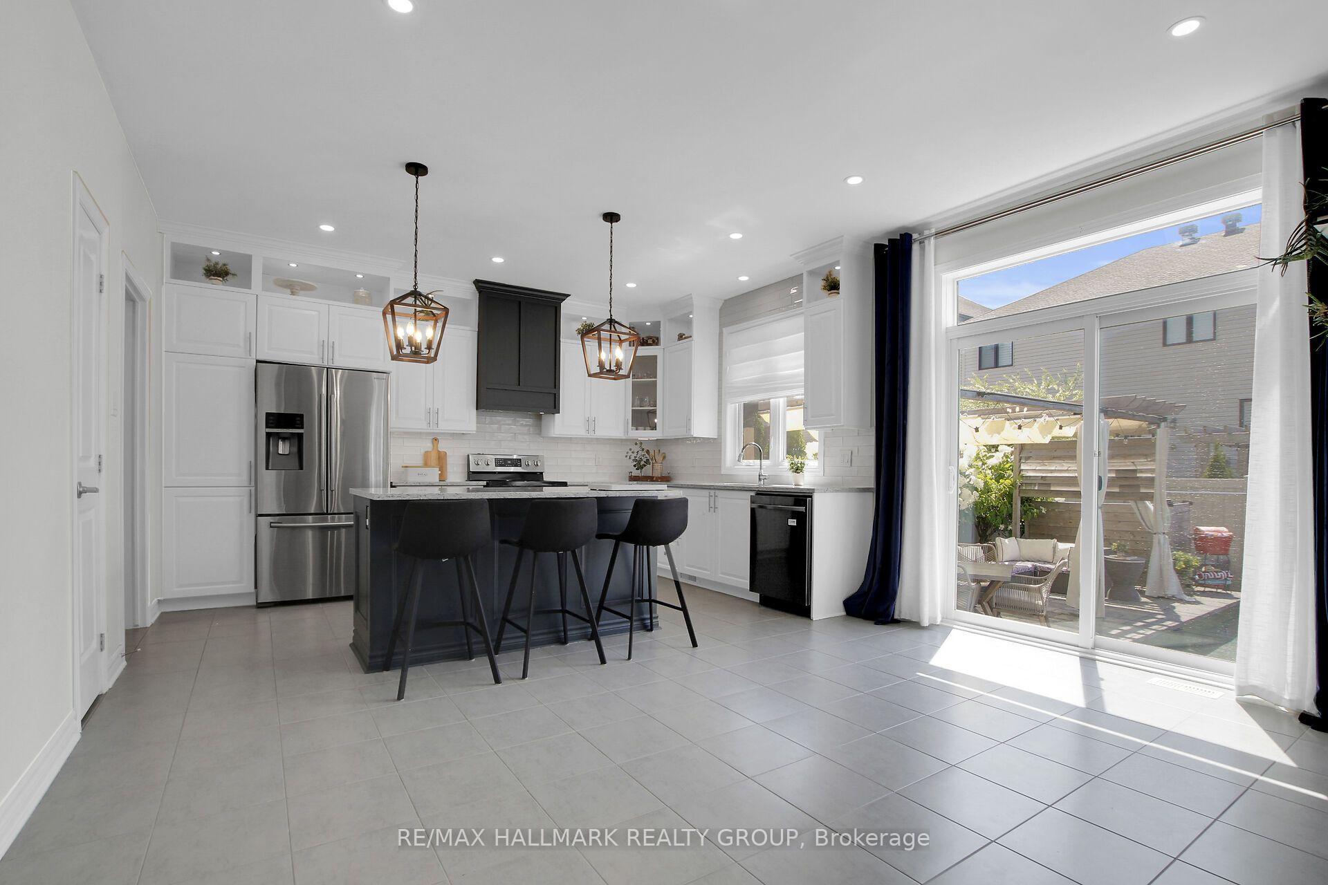 Photo 16 of 636 Eagle Crest Heights, Ottawa, Stittsville (North) — HOMEH