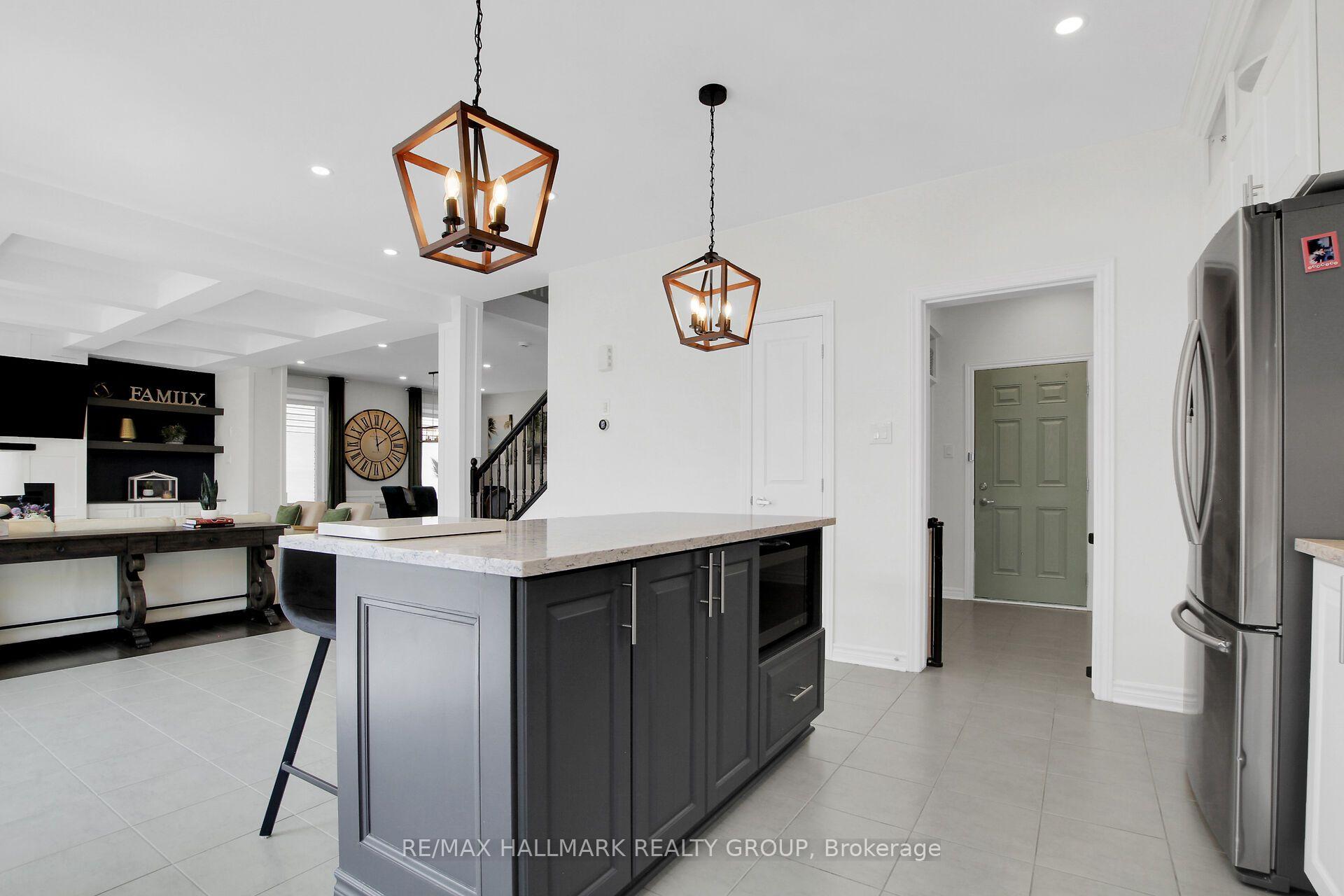 Photo 18 of 636 Eagle Crest Heights, Ottawa, Stittsville (North) — HOMEH