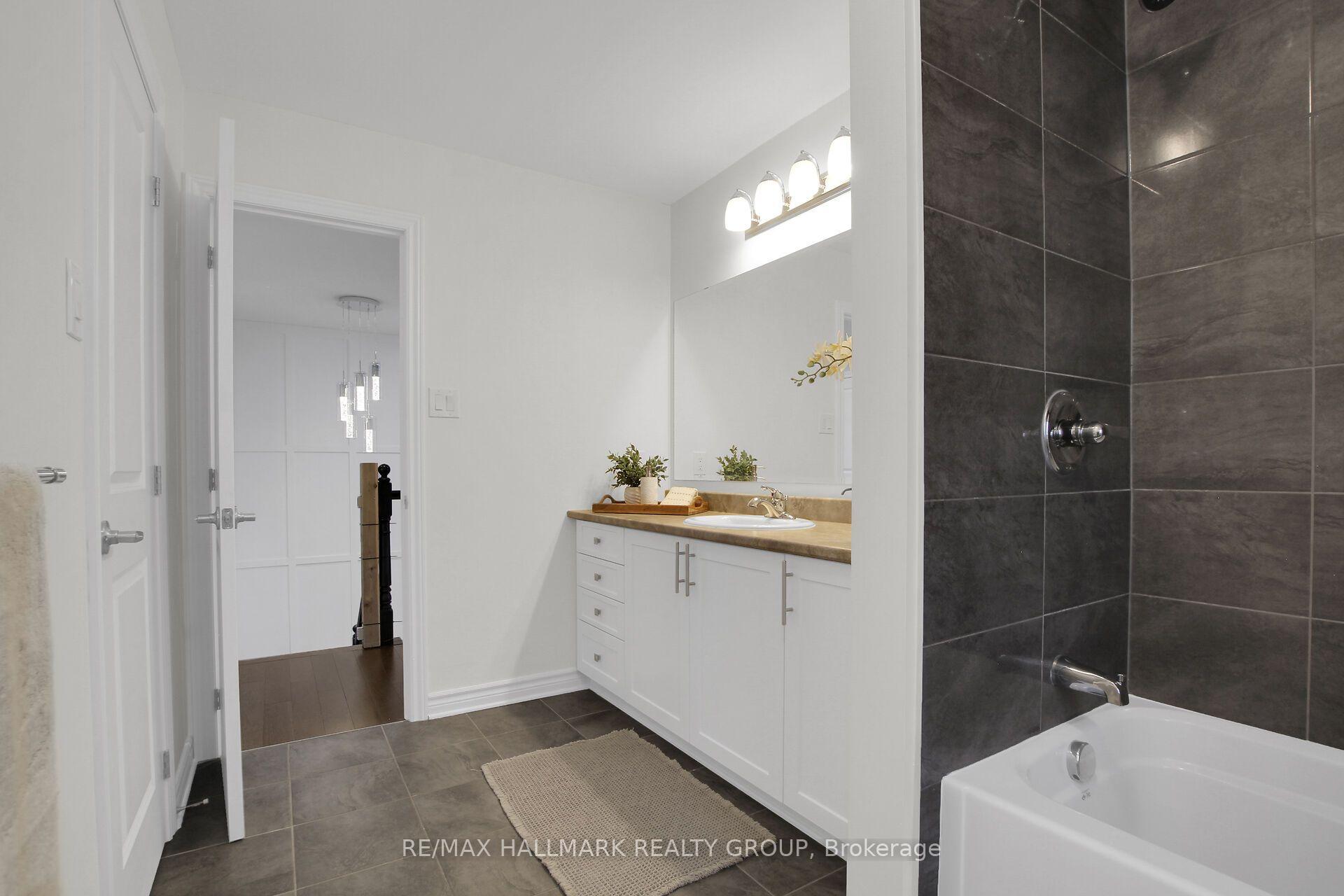 Photo 29 of 636 Eagle Crest Heights, Ottawa, Stittsville (North) — HOMEH