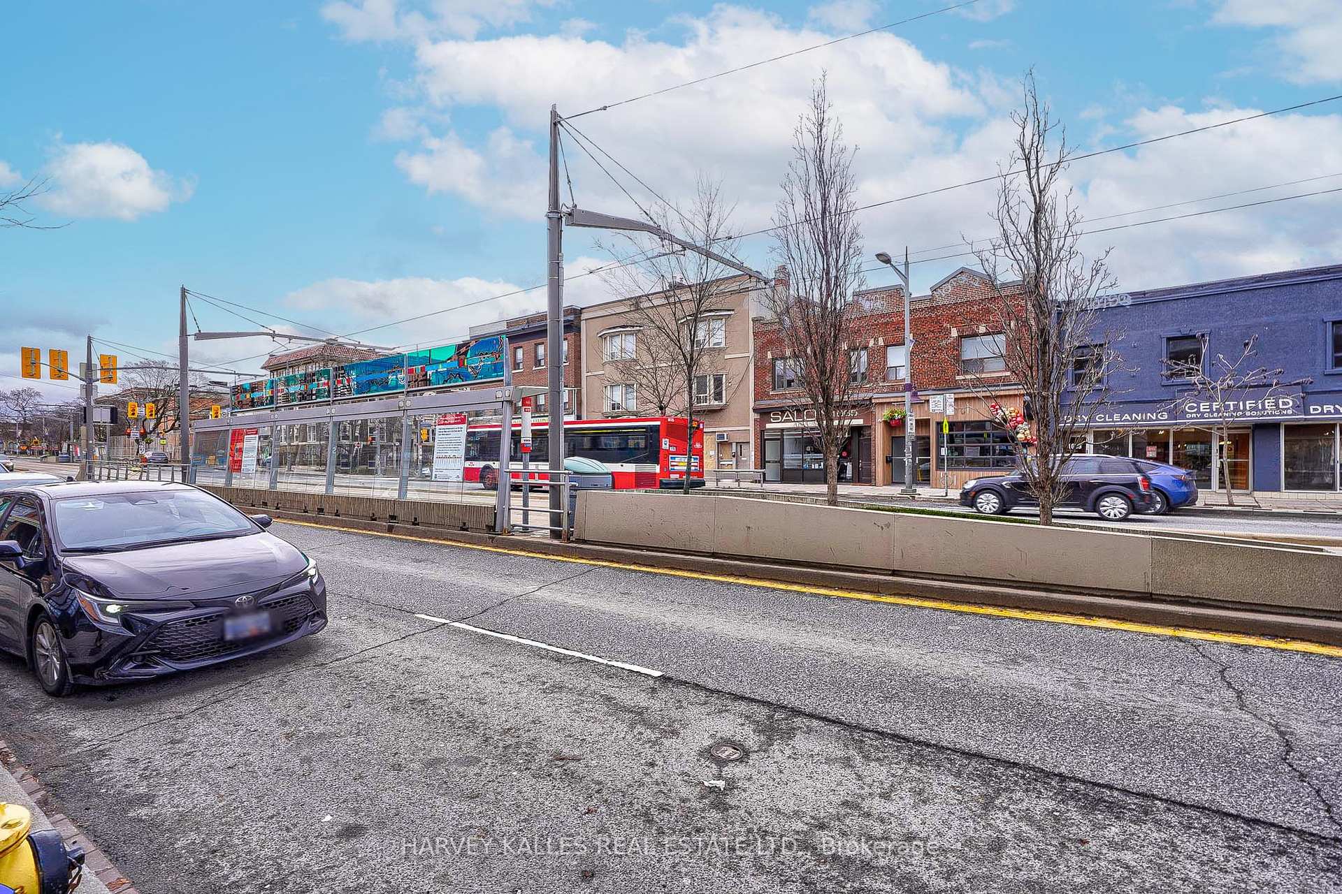 Photo 5 of Unit 3, 1074 St Clair Avenue W, Toronto, Oakwood Village — HOMEH
