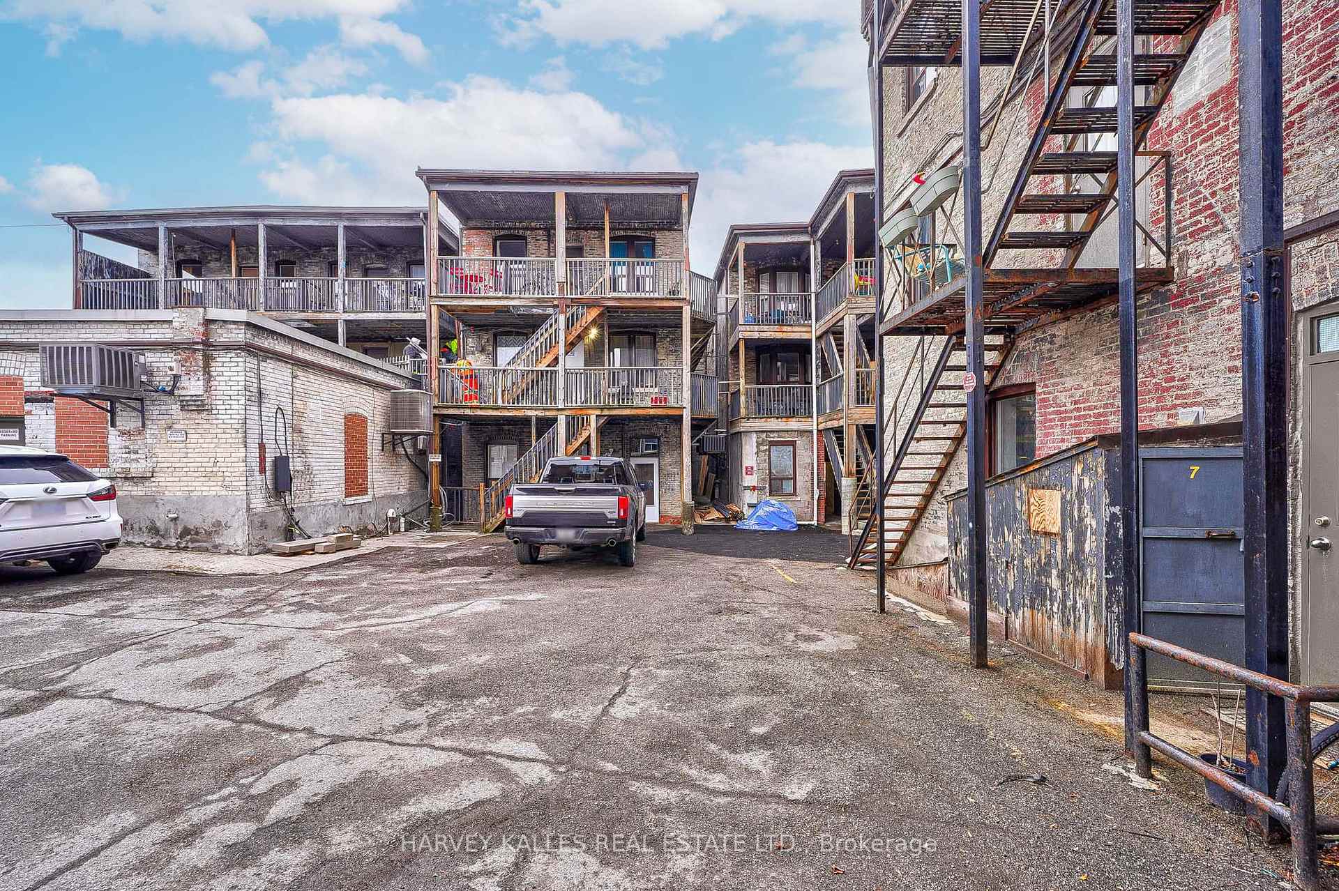 Photo 10 of Unit 3, 1074 St Clair Avenue W, Toronto, Oakwood Village — HOMEH