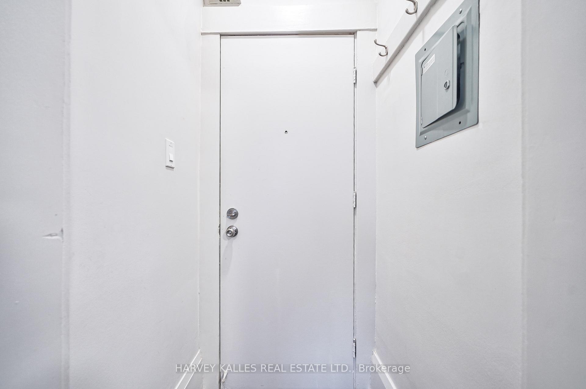 Photo 14 of Unit 3, 1074 St Clair Avenue W, Toronto, Oakwood Village — HOMEH