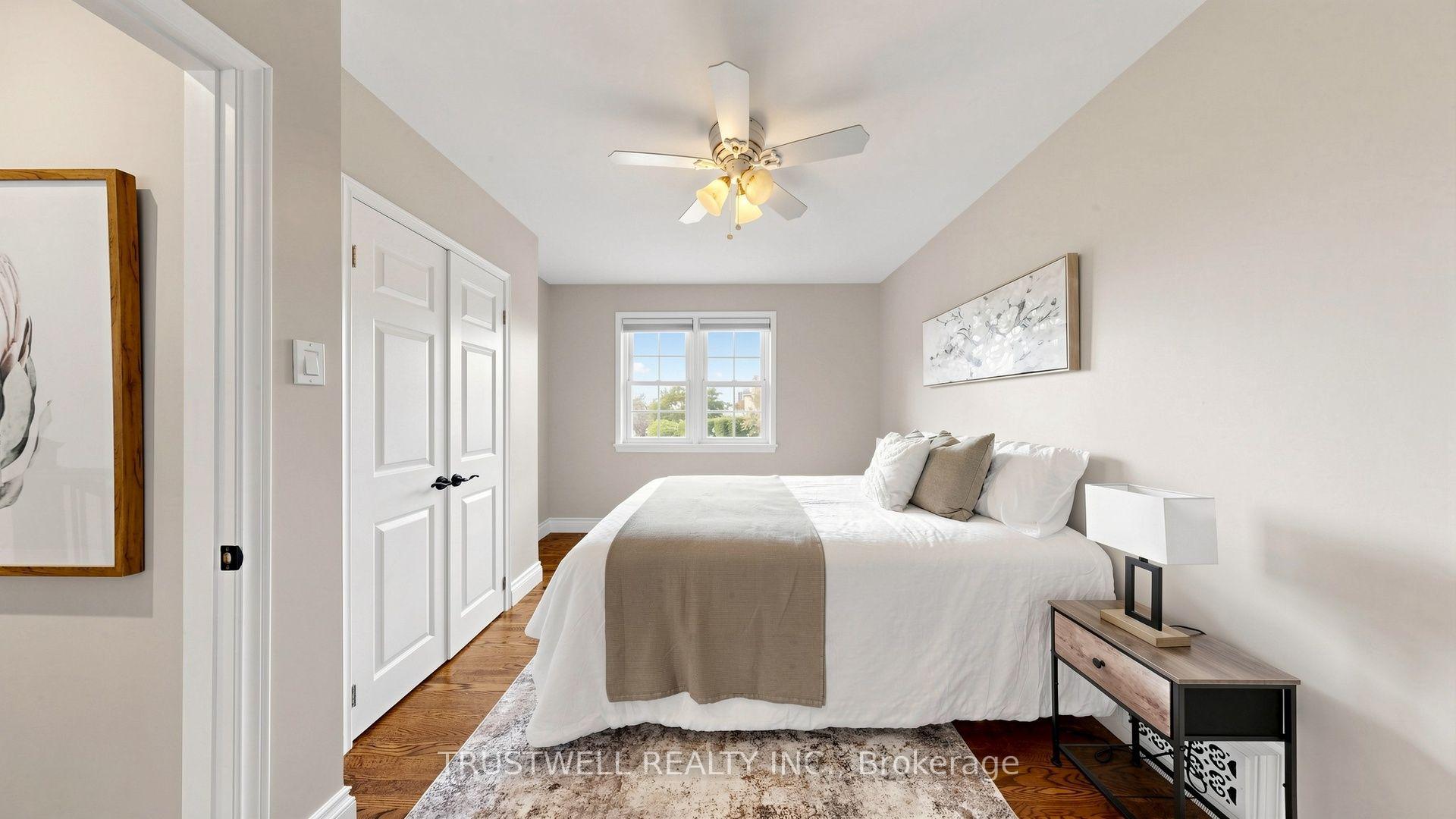 Photo 19 of 23 Shawfield Crescent, North York, Parkwoods-Donalda — HOMEH