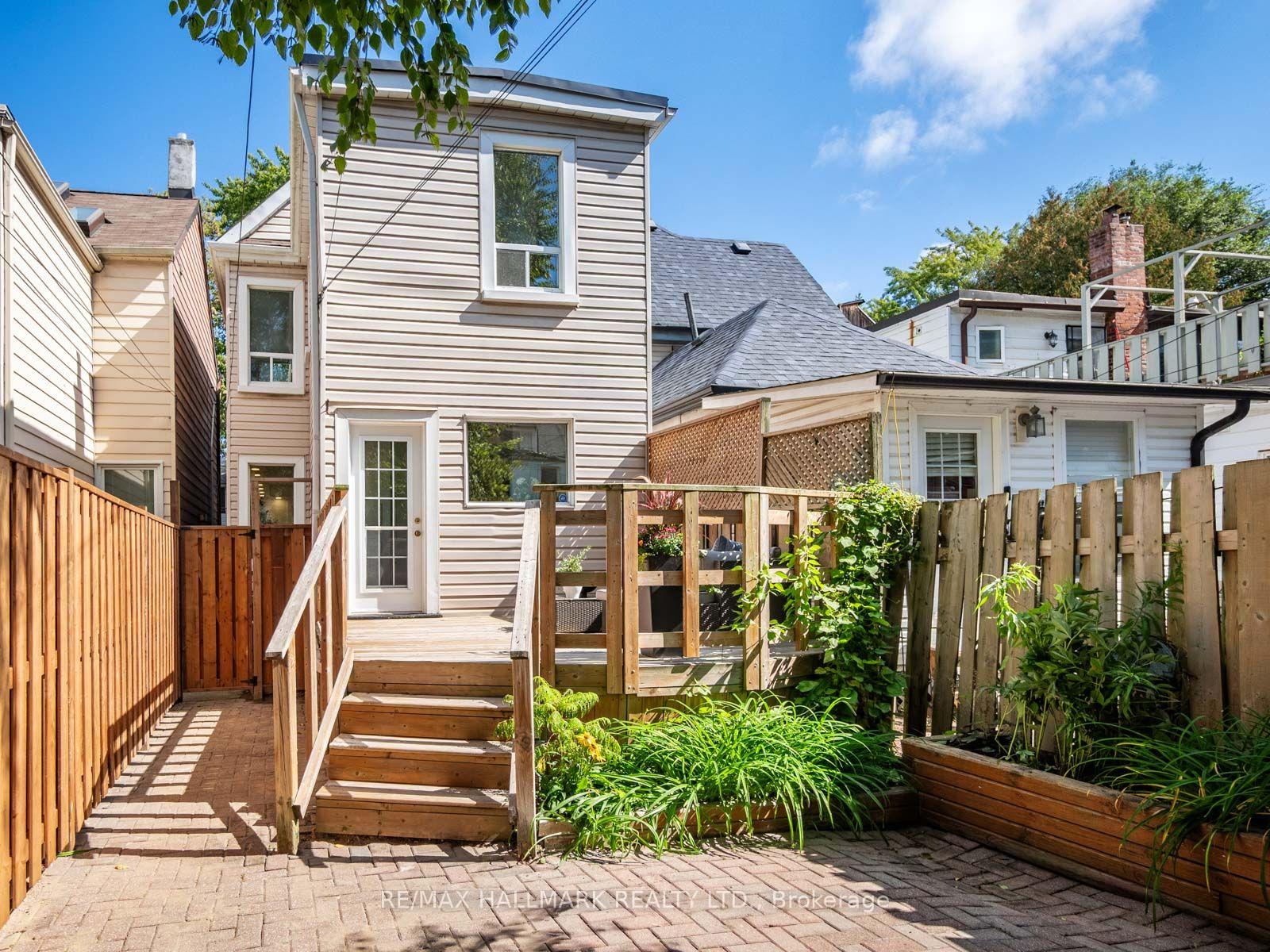 Photo 42 of 84 De Grassi Street, Toronto, South Riverdale — HOMEH