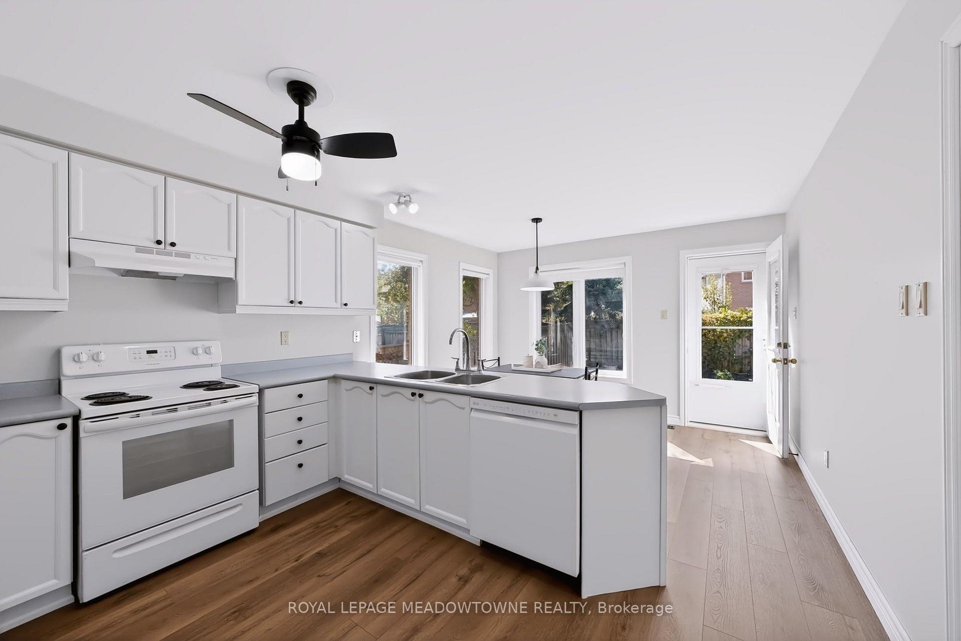 Photo 16 of 16 Harrop Avenue, Halton Hills, Georgetown — HOMEH