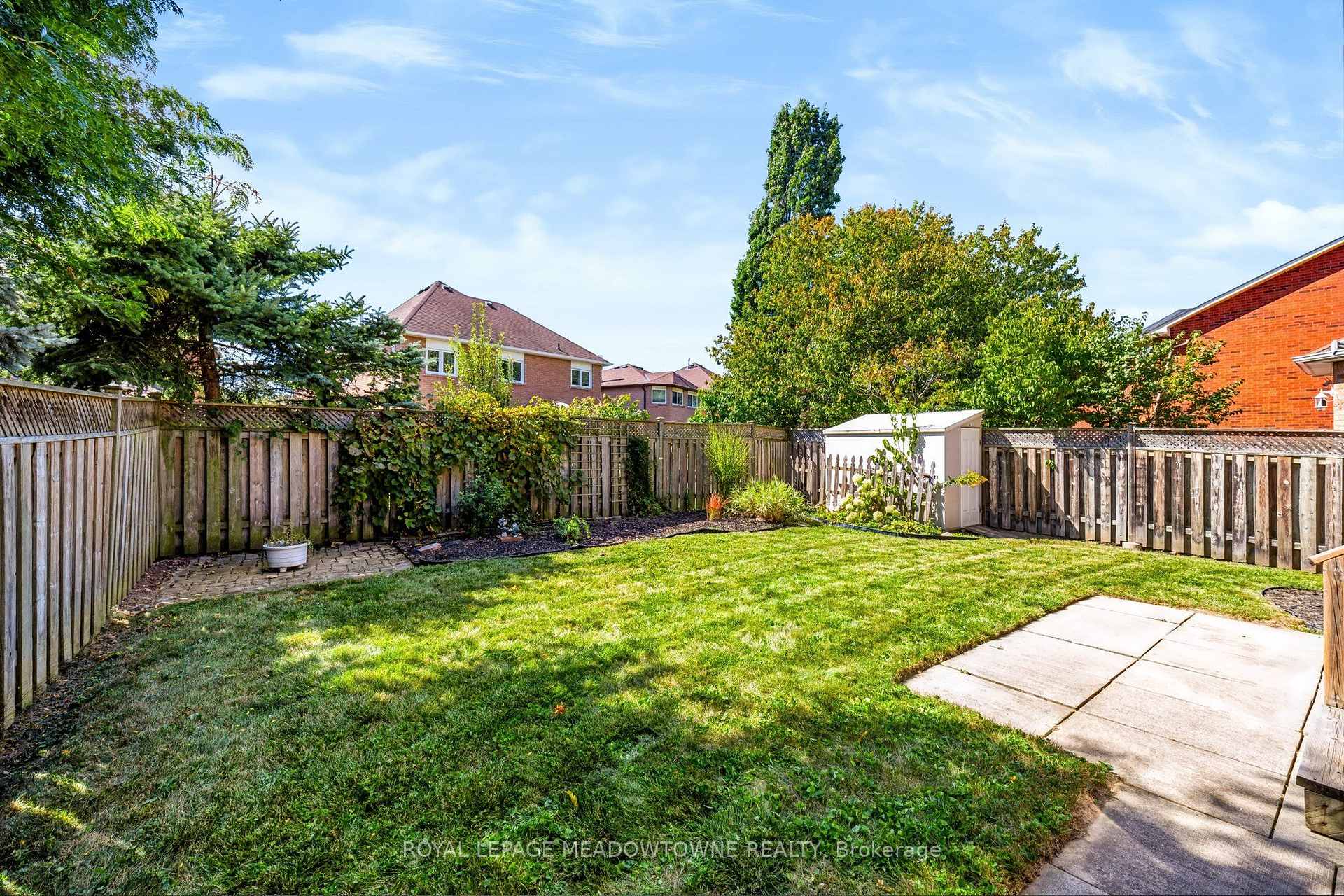 Photo 40 of 16 Harrop Avenue, Halton Hills, Georgetown — HOMEH