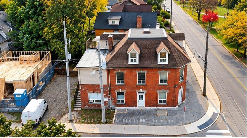 Photo 2 of 74 Locke Street N, Hamilton, Strathcona — HOMEH