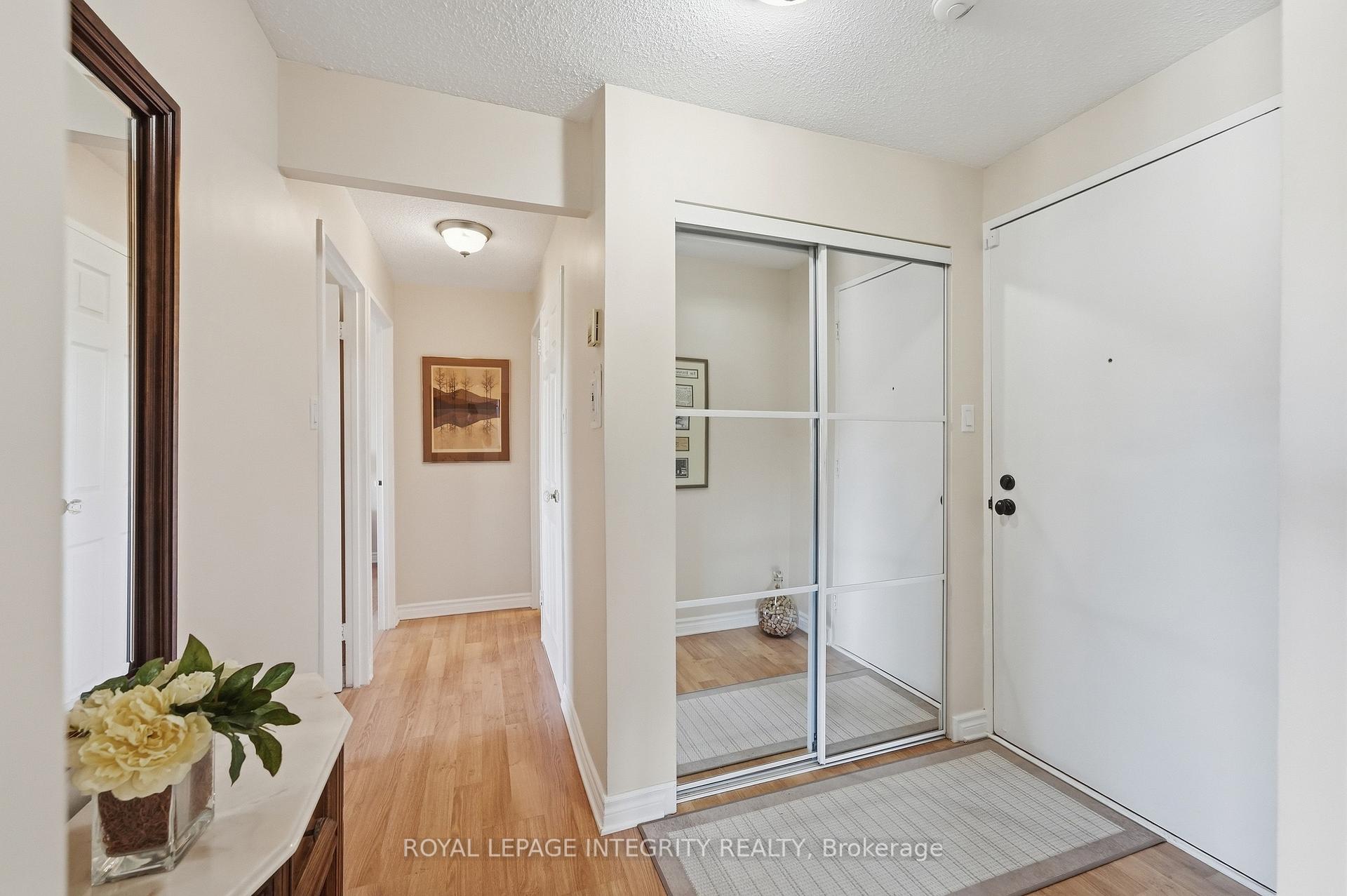 Photo 3 of Unit 604, 915 Elmsmere Road, Ottawa, Beacon Hill South — HOMEH