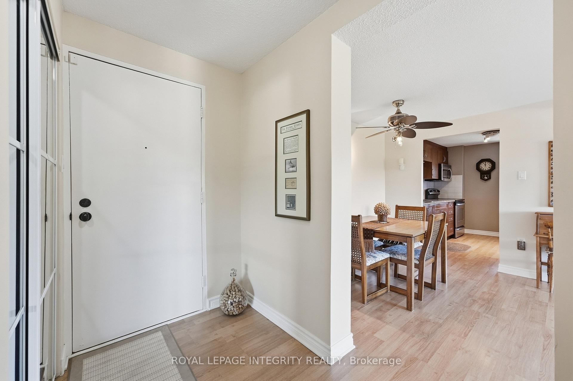 Photo 4 of Unit 604, 915 Elmsmere Road, Ottawa, Beacon Hill South — HOMEH