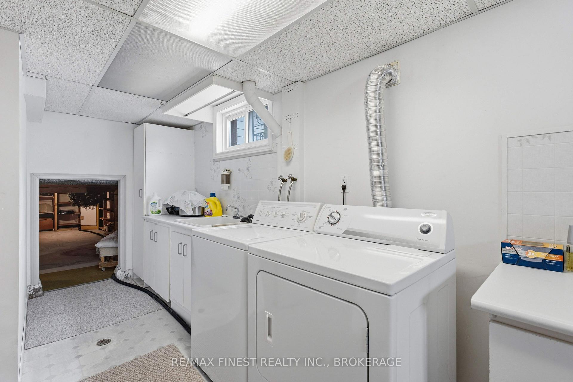 Photo 33 of 746 Laidlaw Crescent, Kingston, South of Taylor-Kidd Blvd — HOMEH