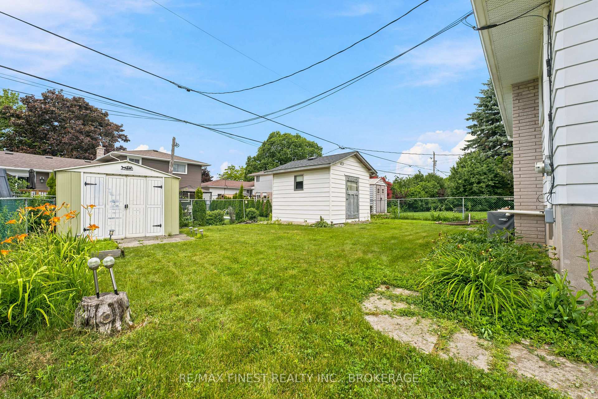 Photo 38 of 746 Laidlaw Crescent, Kingston, South of Taylor-Kidd Blvd — HOMEH