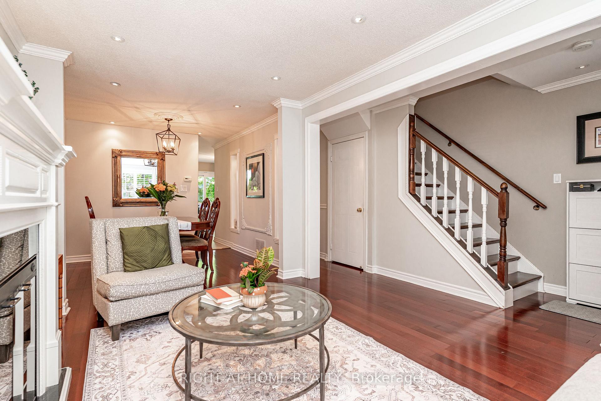 Photo 14 of Unit 9, 2272 Mowat Avenue, Oakville, River Oaks — HOMEH