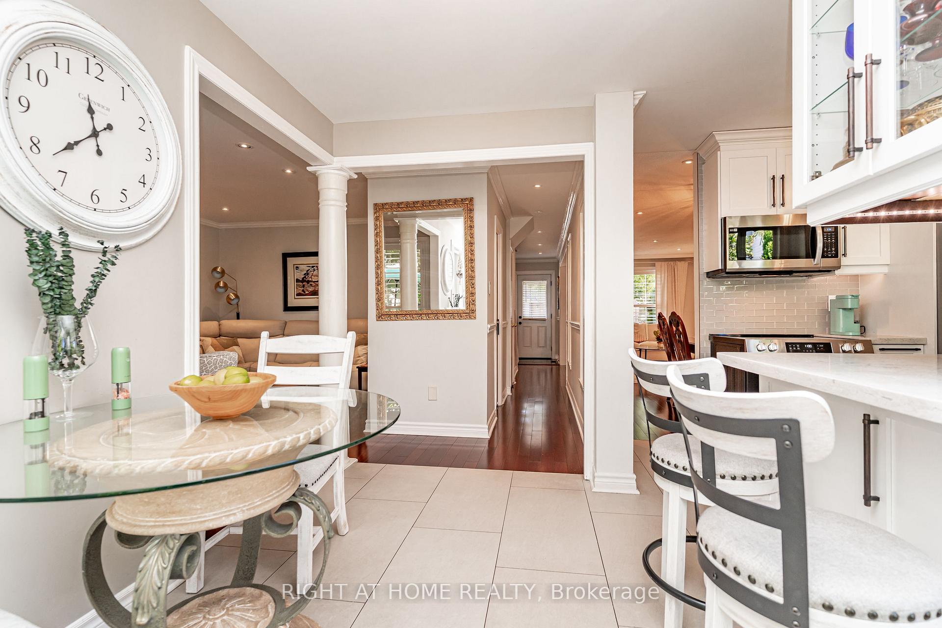 Photo 21 of Unit 9, 2272 Mowat Avenue, Oakville, River Oaks — HOMEH