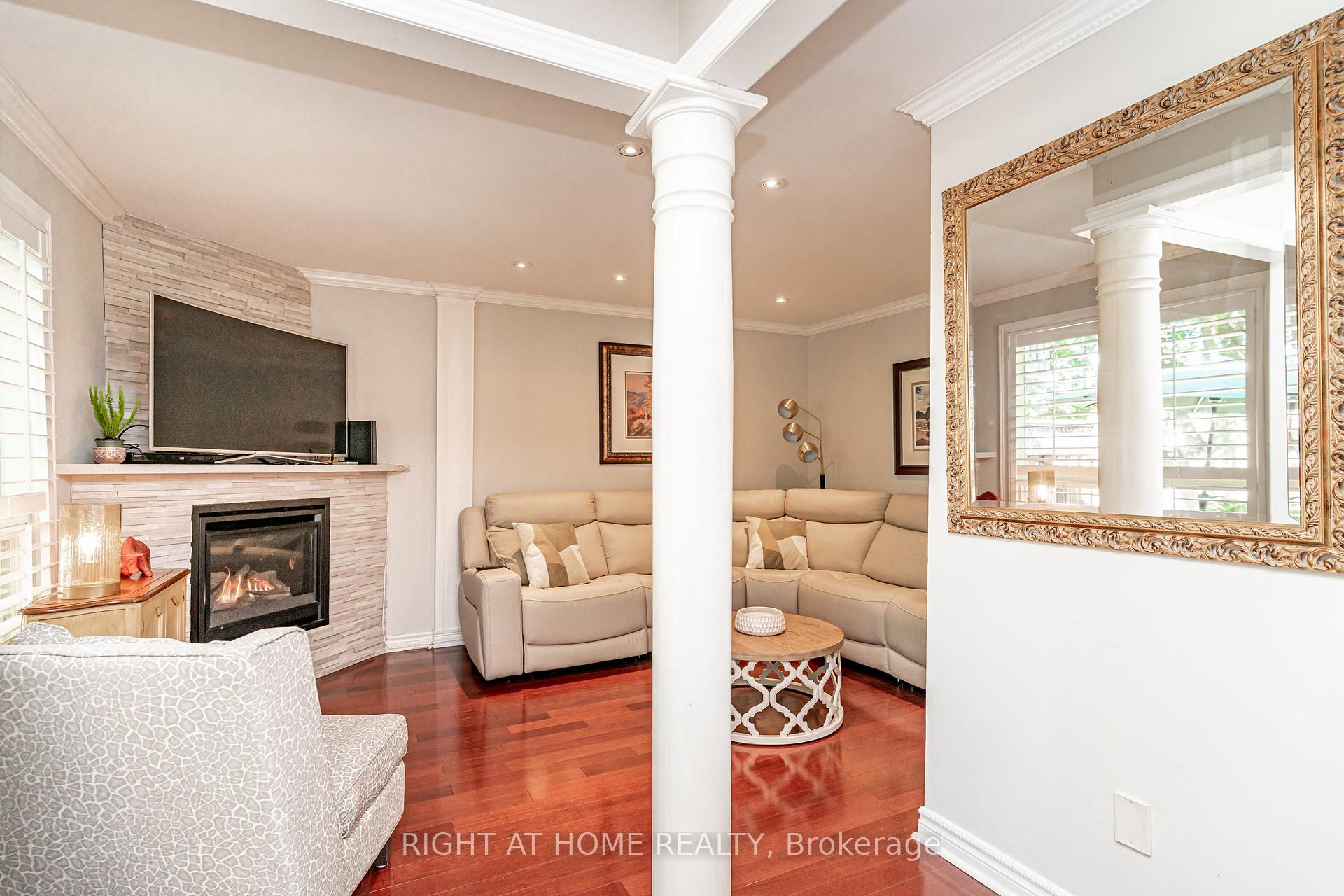 Photo 22 of Unit 9, 2272 Mowat Avenue, Oakville, River Oaks — HOMEH