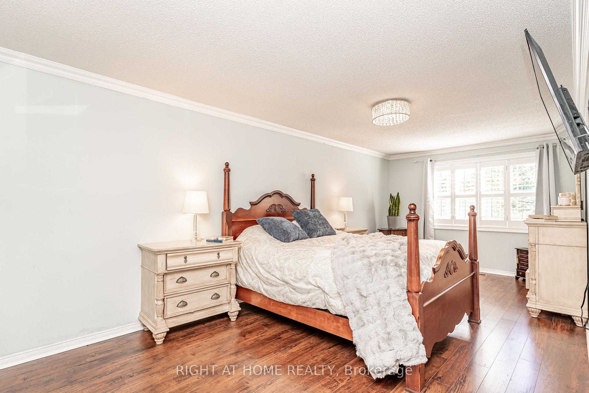 Photo 31 of Unit 9, 2272 Mowat Avenue, Oakville, River Oaks — HOMEH