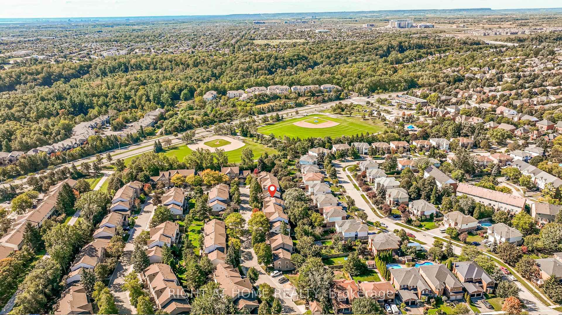 Photo 44 of Unit 9, 2272 Mowat Avenue, Oakville, River Oaks — HOMEH