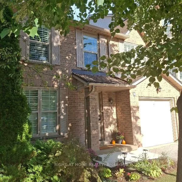 Photo 9 of Unit 9, 2272 Mowat Avenue, Oakville, River Oaks — HOMEH