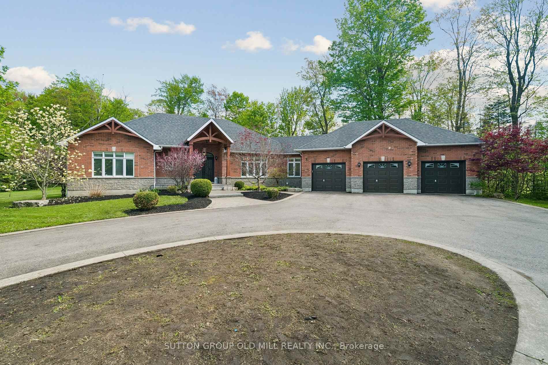 Photo of 7 Rolling Meadow Drive
