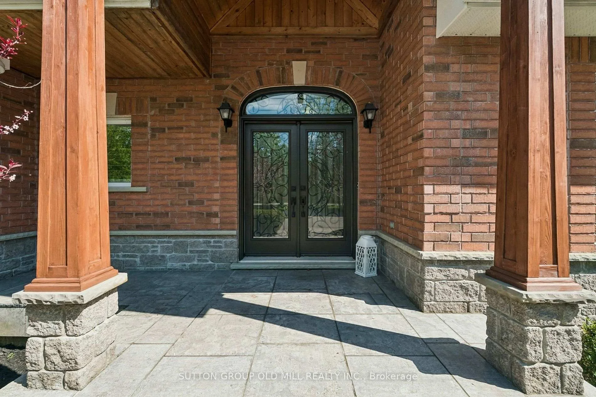 Photo 2 of 7 Rolling Meadow Drive, Caledon, Caledon East — HOMEH