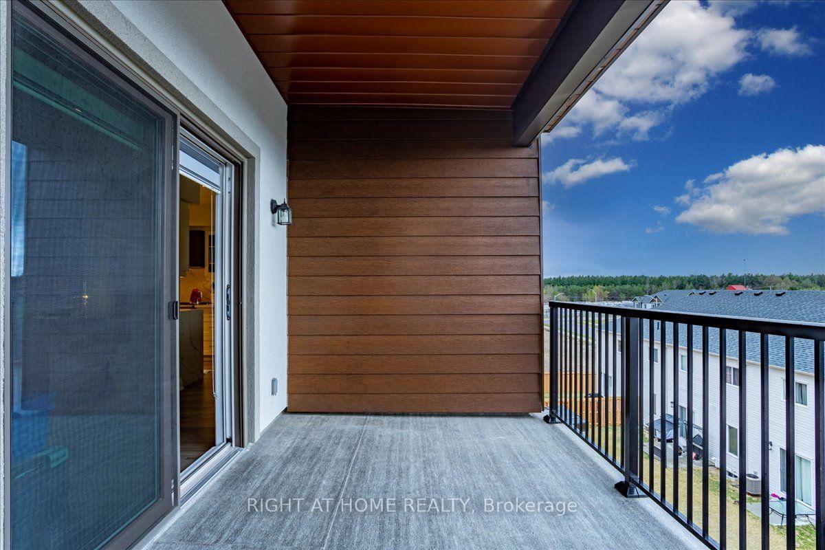 Photo 9 of Unit 302, 20 Koda Street, Barrie, Rural Barrie Southwest — HOMEH