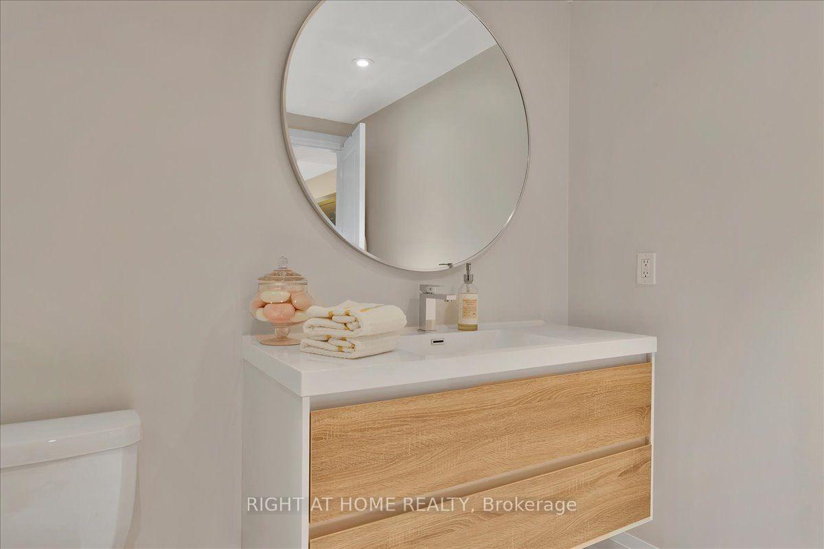 Photo 32 of Unit 302, 20 Koda Street, Barrie, Rural Barrie Southwest — HOMEH
