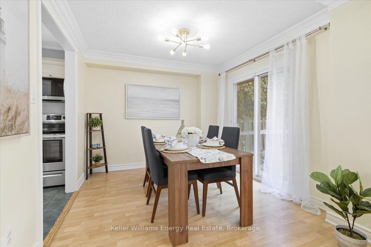 Photo 7 of 1569 Geta Circle, Pickering, Village East — HOMEH