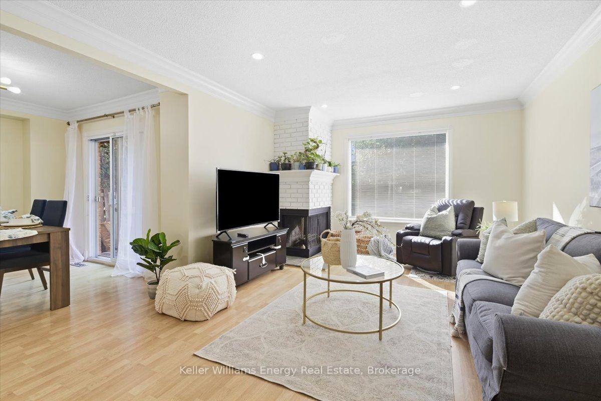 Photo 9 of 1569 Geta Circle, Pickering, Village East — HOMEH