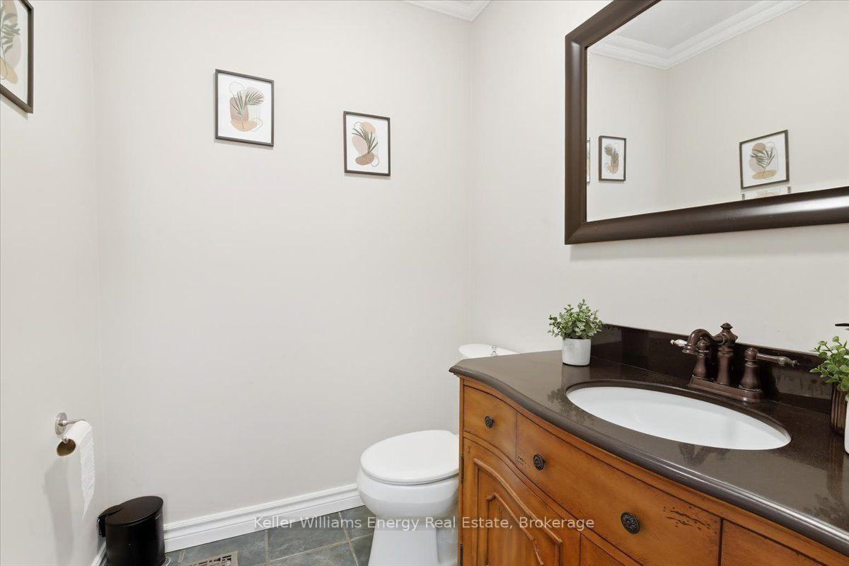 Photo 12 of 1569 Geta Circle, Pickering, Village East — HOMEH