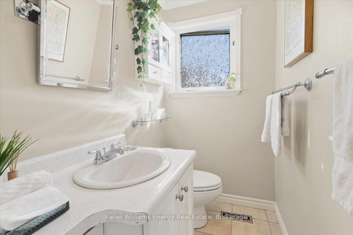 Photo 16 of 1569 Geta Circle, Pickering, Village East — HOMEH