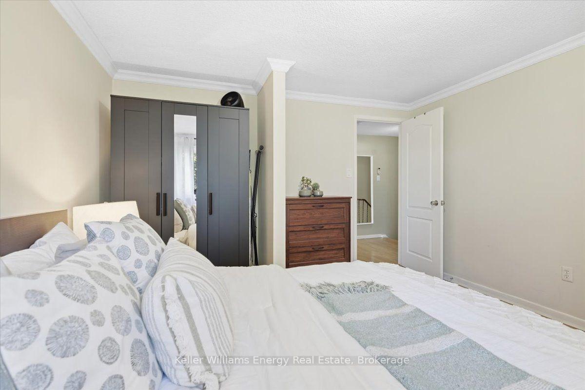 Photo 18 of 1569 Geta Circle, Pickering, Village East — HOMEH