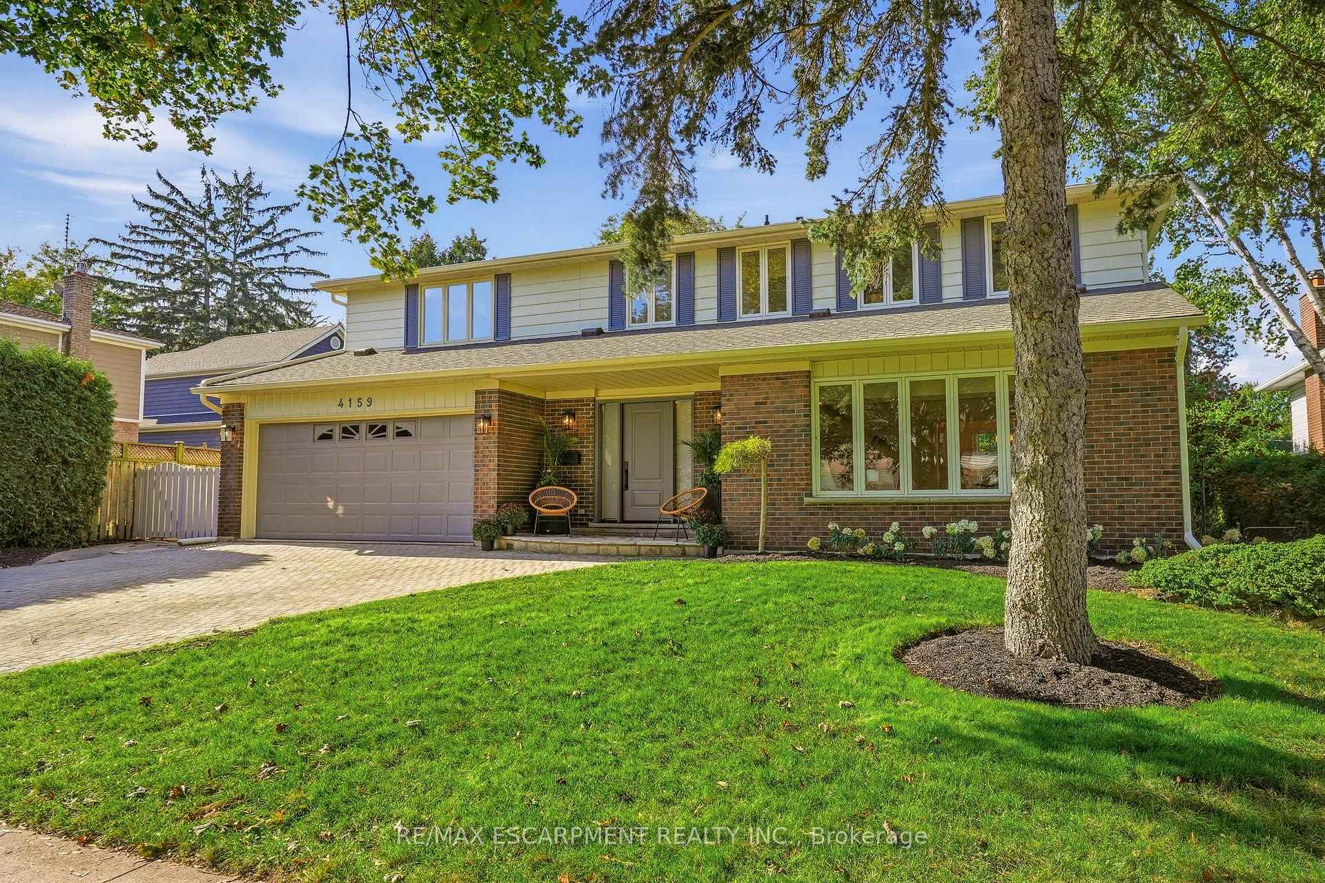 Photo 1 of 4159 Spruce Avenue, Burlington, Shoreacres — HOMEH