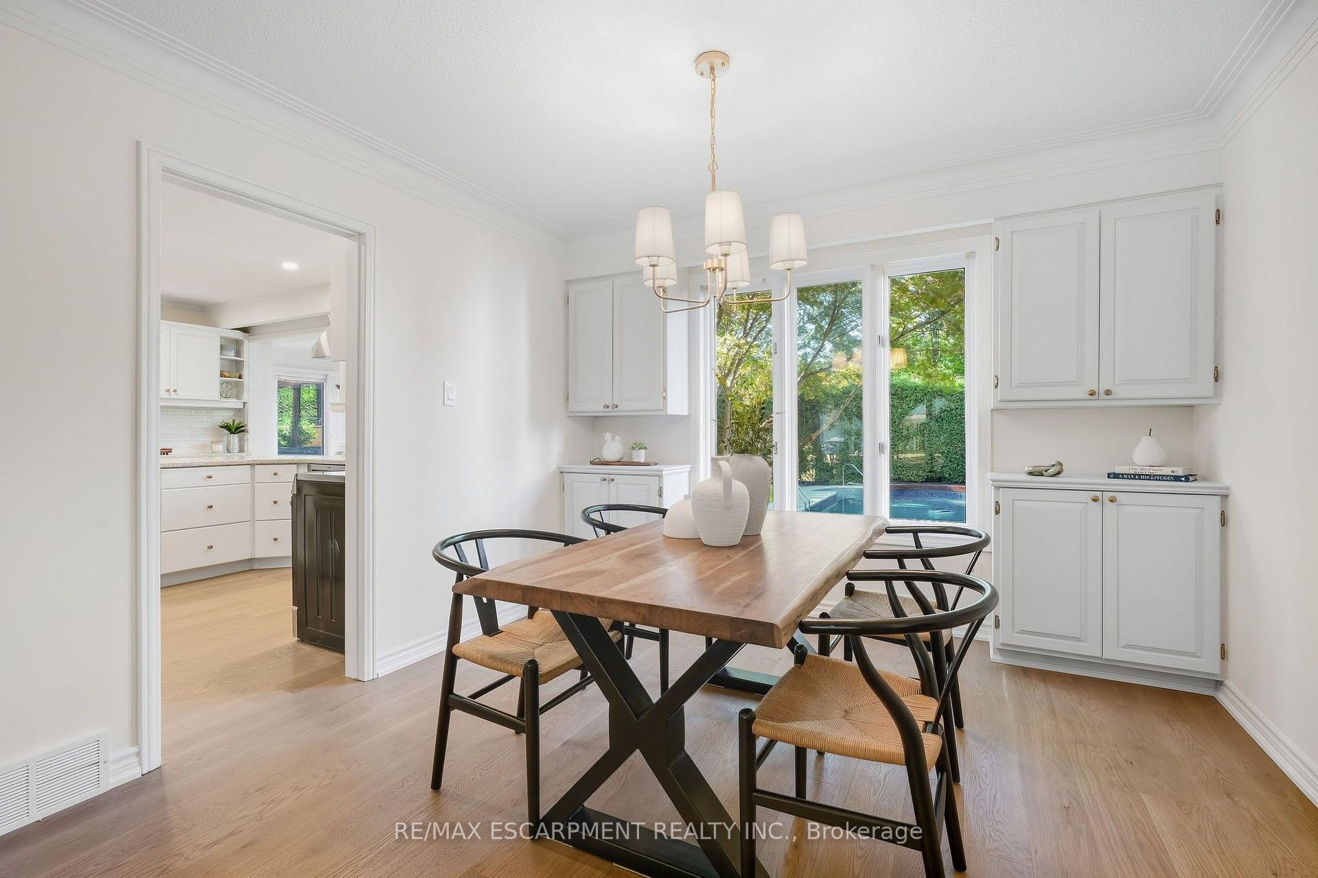Photo 12 of 4159 Spruce Avenue, Burlington, Shoreacres — HOMEH