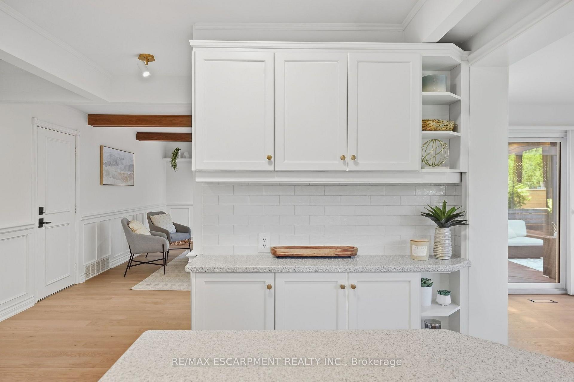 Photo 19 of 4159 Spruce Avenue, Burlington, Shoreacres — HOMEH